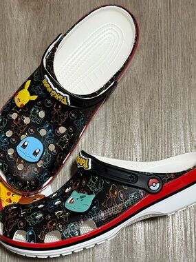 Pokemon Crocs Classic Clog Pikachu Slip On Men’s Size 12 New